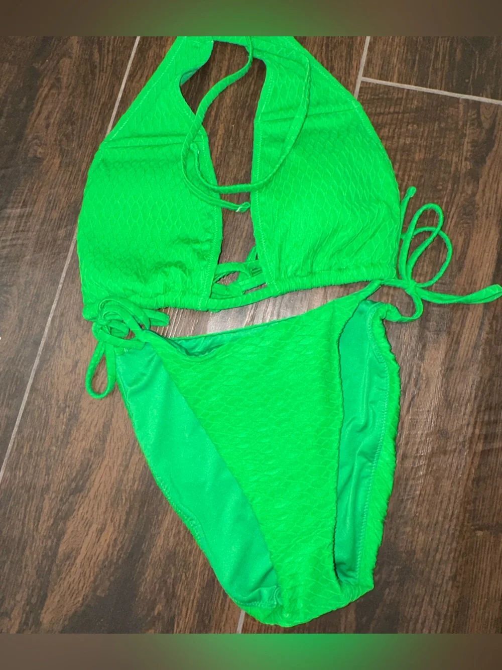Victoria's Secret Green Textured Triangle Bikini Set String Cheeky Bottom Medium